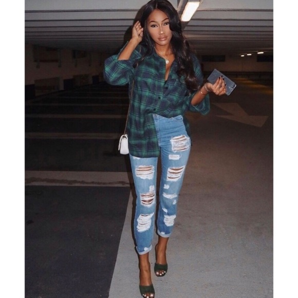 Bev | High Waist Distressed Boyfriend Jeans - Picture 2 of 5